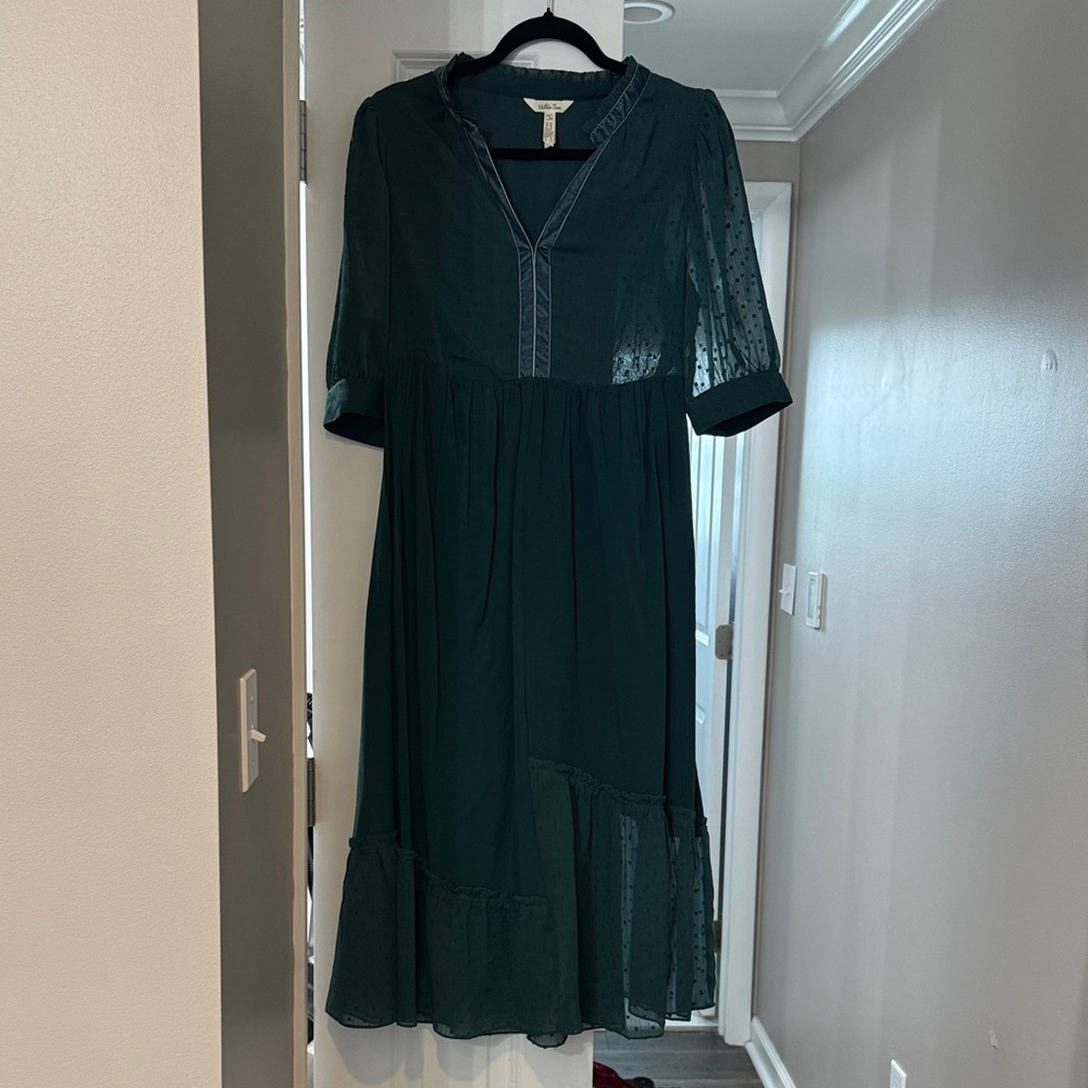 Elegant Green Women's Dress